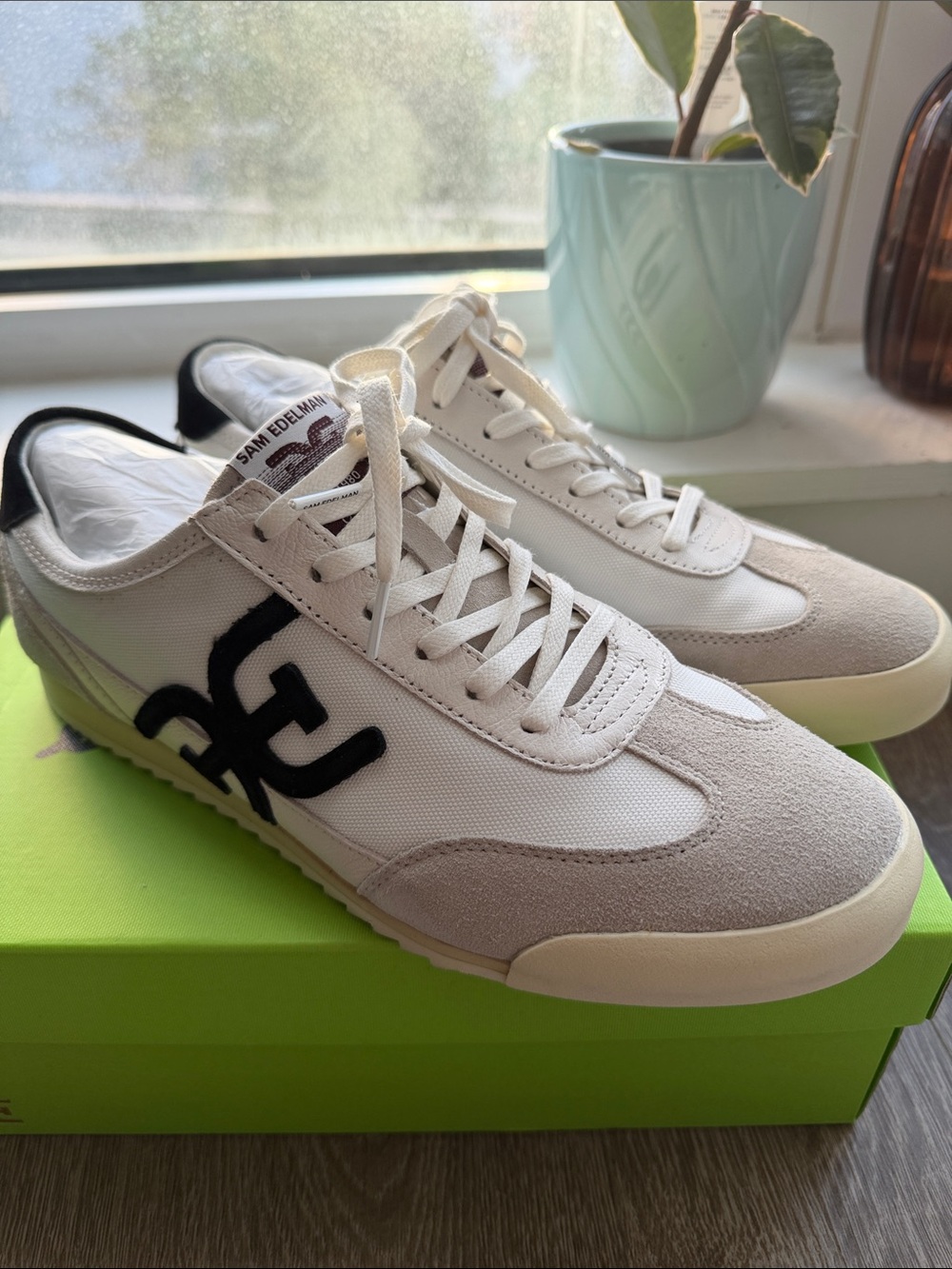 Sam Edelman Ivey Sneaker